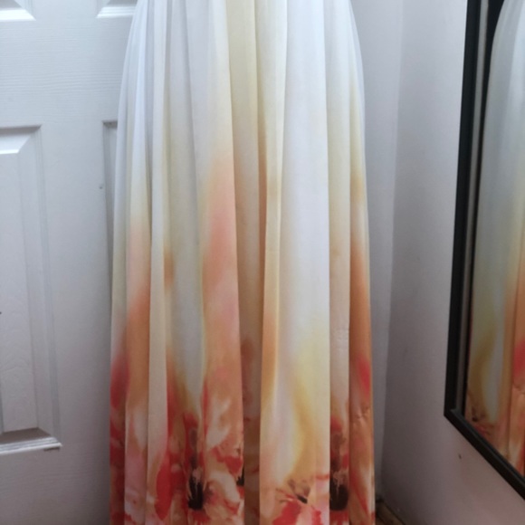 Cachet sweetheart neckline gemstone chiffon dress - Picture 3 of 8